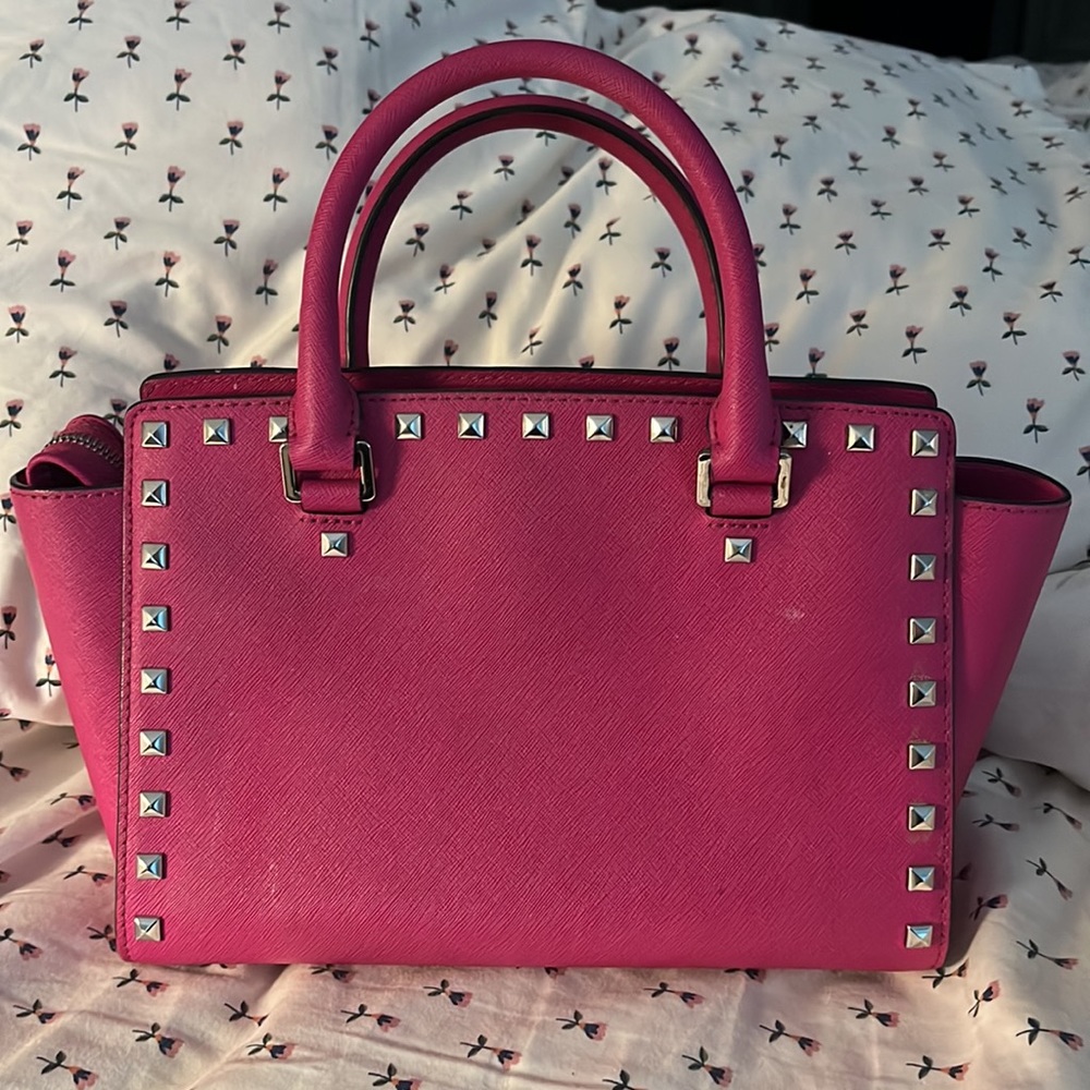 Michael Kors vintage pink studded handbag - Picture 9 of 12